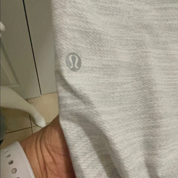 Lululemon beautiful lose yoga pants with the stretchy belt perfect condition - Picture 10 of 11